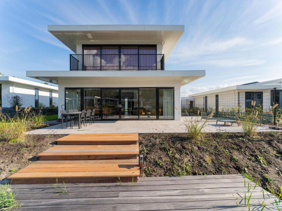Beautiful Water Villa In Harderhaven With A Jetty Zeewolde Exterior foto